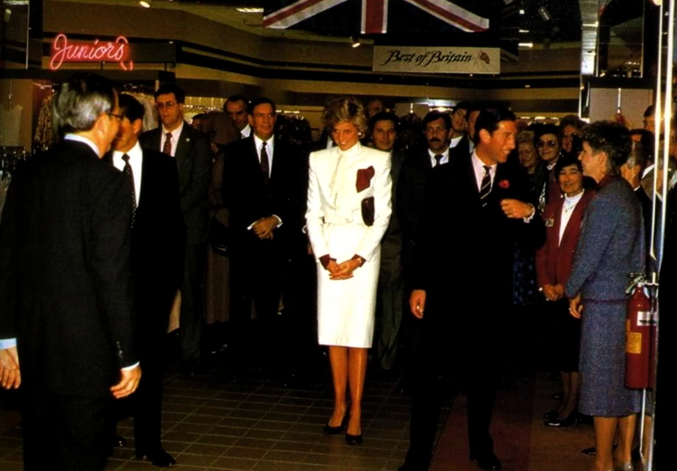 Princess Diana JC Penney Springfield Mall.jpg
