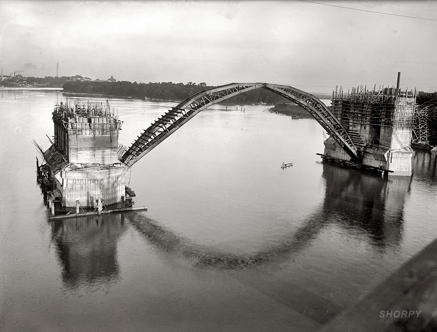 Key Bridge under construction 1920 - Shorpy 29396u.jpg