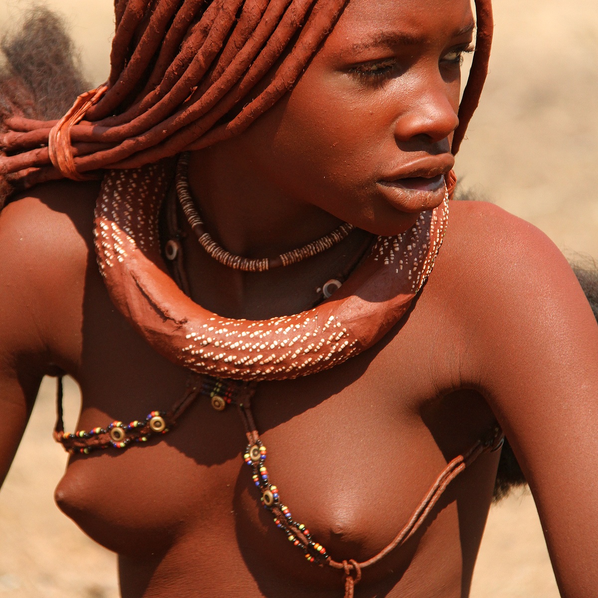 Los-Himbas-hermosa-tribu-de-Namibia-23.jpg.